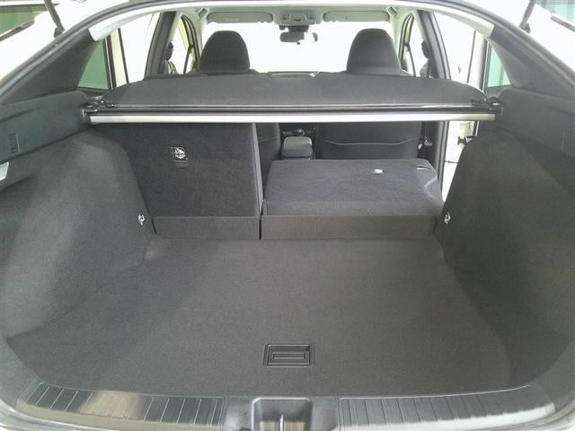 プリウス Ｓ　取説記録簿　ＤＶＤ再生機能　ＥＳＣ　スマートキ－　地デジ　メモリーナビゲーション　ＬＥＤヘッドライト　フルオートエアコン　クルーズコントロール　エアバッグ　イモビ　パワーウインドウ　ＰＳ　ＴＶナビ（18枚目）