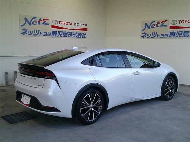 プリウス G フルセグ メモリーナビ ミュージックプレイヤー接続可 バックカメラ 衝突被害軽減システム ETC ドラレコ LEDヘッドランプ 記録簿(3枚目)