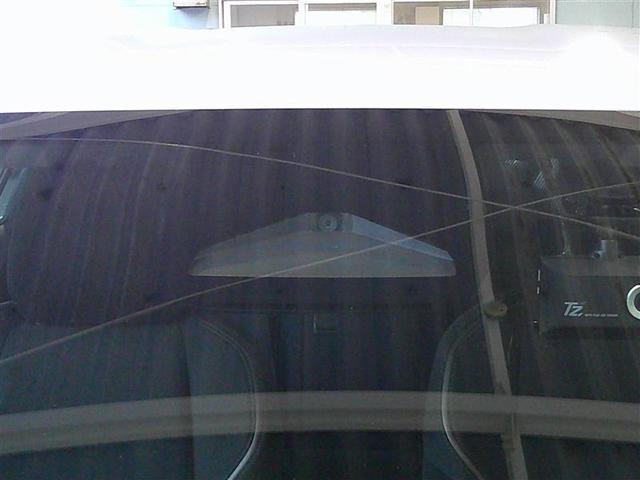 プリウス G フルセグ メモリーナビ ミュージックプレイヤー接続可 バックカメラ 衝突被害軽減システム ETC ドラレコ LEDヘッドランプ 記録簿(17枚目)