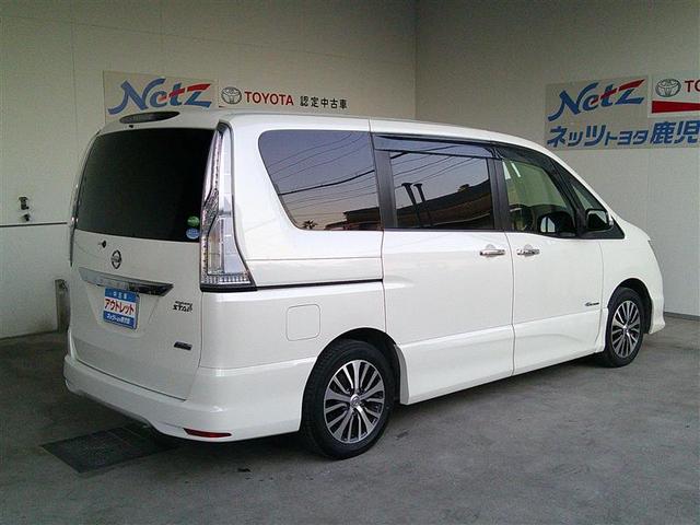 セレナ ハイウェイスター　Ｓ－ハイブリッド　衝突軽減Ｂ　アイドリングＳＴＯＰ　スマートエントリー　Ｗエアコン　３列シート　ＬＥＤライト　フルフラットシート　オートクルーズ　セキュリティ　ウォークスルー　Ｂカメラ　ＥＴＣ　アルミホイール　メモナビ（4枚目）