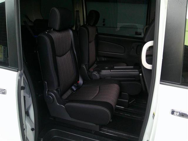 セレナ ハイウェイスター　Ｓ－ハイブリッド　衝突軽減Ｂ　アイドリングＳＴＯＰ　スマートエントリー　Ｗエアコン　３列シート　ＬＥＤライト　フルフラットシート　オートクルーズ　セキュリティ　ウォークスルー　Ｂカメラ　ＥＴＣ　アルミホイール　メモナビ（9枚目）