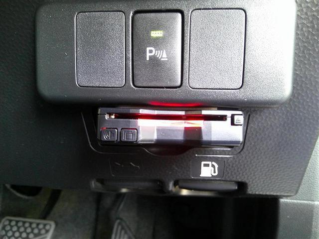 ルーミー カスタムG アイドリング 両側電動SD LEDヘット バックビューモニター 衝突回避ブレーキ TV 地デジ スマートキー クルーズコントロール 点検記録簿 ETC オートエアコン アルミホイール ABS イモビ(13枚目)