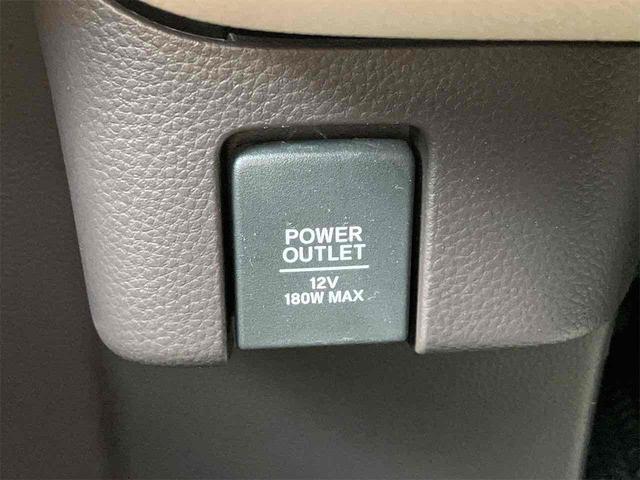 ご覧いただきありがとうございます♪気になったお車がありましたらお気軽にお電話をください♪