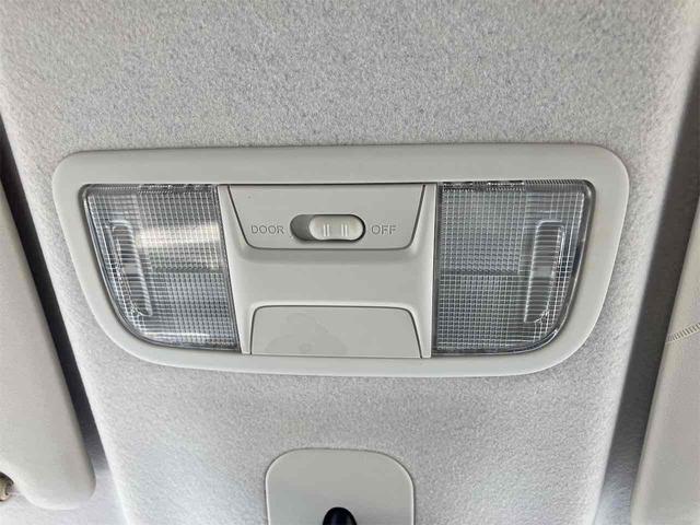 ご覧頂きまして誠に有難うございます!!是非ご来店して頂き、実際にご覧になって頂ければと思います。お客様からのご連絡をスタッフ一同、心よりお待ちしております