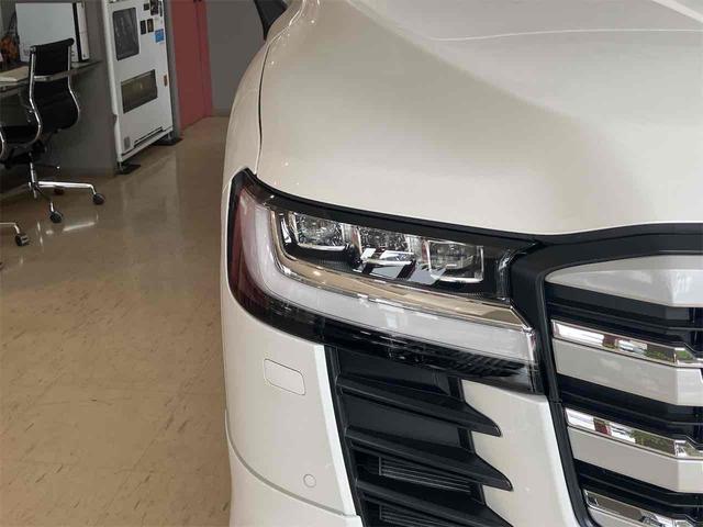 ご覧頂きまして誠に有難うございます！！是非ご来店して頂き、実際にご覧になって頂ければと思います。お客様からのご連絡をスタッフ一同、心よりお待ちしております