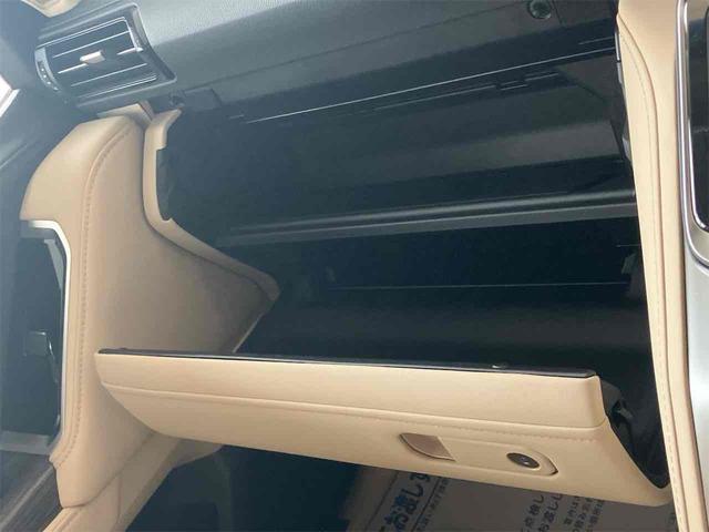 ご覧頂きまして誠に有難うございます！！是非ご来店して頂き、実際にご覧になって頂ければと思います。お客様からのご連絡をスタッフ一同、心よりお待ちしております