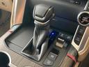 ランドクルーザー ＺＸ　４ＷＤ　全周囲カメラ　クリアランスソナー　オートクルーズコントロール　レーンアシスト　パワーシート　衝突被害軽減システム　サンルーフ　ナビ　ＴＶ　オートマチックハイビーム　オートライト（8枚目）