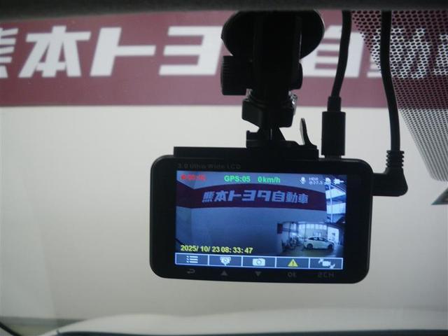 シエンタ ハイブリッドＧ　・７人乗　衝突回避支援ＴＳＳ　ＰＫＳＢ　ＢＳＭ　ＰＶＭ　８インチＤＡ／フルセグＴＶ　１５００Ｗ電源　ドラレコ２カメラ　ＥＴＣ　クリアランスソナー　両側電動スライド　充電用ＵＳＢ　ワンオーナー車（11枚目）