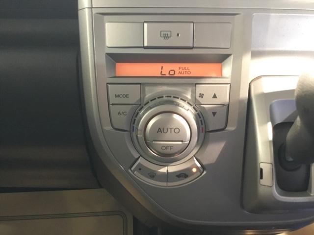 ゼストスパーク Ｗ　ディスプレイオーディオ　ＣＤ　リアカメラ　Ｒカメ　スマートキ　フルオートエアコン　セキュリティー　Ｗエアバッグ　キーレスキー　エアＢ　パワステ　パワーウインドウ　ベンチシート　ＡＢＳ（19枚目）