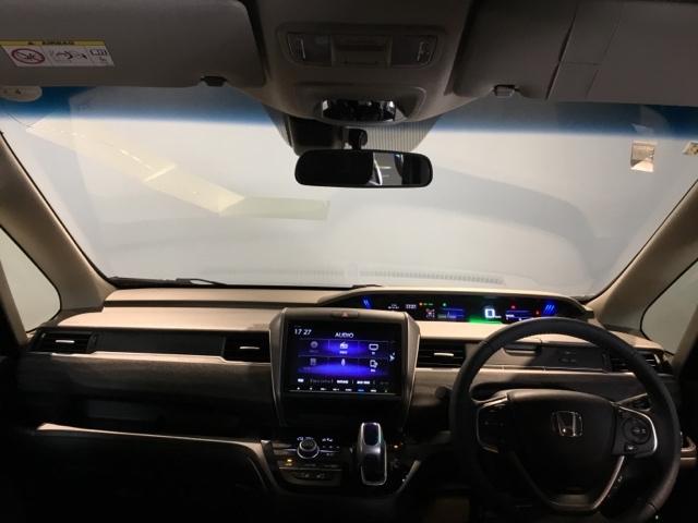 フリード+ハイブリッド ハイブリッドEX メモリーナビ フルセグ リアカメラ ETC 盗難防止システム 衝突軽減システム ウォークスルー オートクルーズコントロール キーレス スマートキ バックカメラ シートH ABS AAC DVD再生(2枚目)