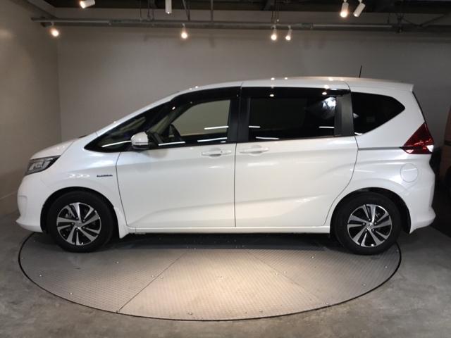 フリード+ハイブリッド ハイブリッドEX メモリーナビ フルセグ リアカメラ ETC 盗難防止システム 衝突軽減システム ウォークスルー オートクルーズコントロール キーレス スマートキ バックカメラ シートH ABS AAC DVD再生(7枚目)