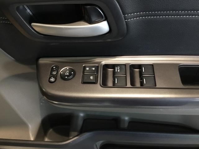 フリード+ハイブリッド ハイブリッドEX メモリーナビ フルセグ リアカメラ ETC 盗難防止システム 衝突軽減システム ウォークスルー オートクルーズコントロール キーレス スマートキ バックカメラ シートH ABS AAC DVD再生(17枚目)