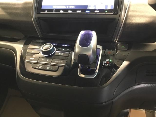 フリード+ハイブリッド ハイブリッドEX メモリーナビ フルセグ リアカメラ ETC 盗難防止システム 衝突軽減システム ウォークスルー オートクルーズコントロール キーレス スマートキ バックカメラ シートH ABS AAC DVD再生(22枚目)