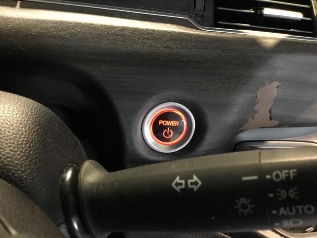 フリード+ハイブリッド ハイブリッドEX メモリーナビ フルセグ リアカメラ ETC 盗難防止システム 衝突軽減システム ウォークスルー オートクルーズコントロール キーレス スマートキ バックカメラ シートH ABS AAC DVD再生(24枚目)