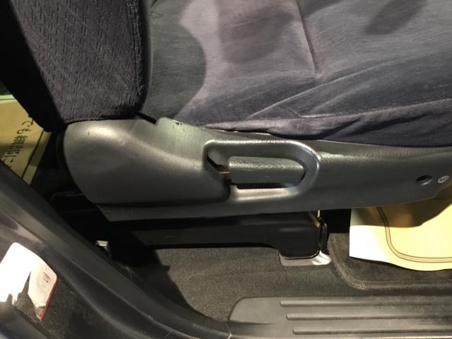 バモス Ｌターボローダウン　ＣＤ　ＭＤ　前席パワーウィンドウ　Ｗエアバッグ　両側スライドドア　パワステ　ターボエンジン　ＡＢＳ付き　ＡＣ　エアバッグ（16枚目）