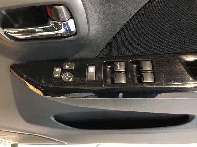 ワゴンRスティングレー X メモリーナビ ETC ナビテレビ イモビライザー 1セグTV フルオートエアコン キーレスエントリー スマートキー DVD再生 パワステ ベンチシート エアバック ESC ABS 両席エアバック(16枚目)