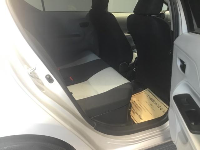 アクア Ｓ　メモリーナビ　ワンセグ　リアカメラ　スマートキープッシュスタート　キーレスエントリ　ナビ＆ＴＶ　オートエアコン　デュアルエアバック　Ｂカメラ　パワーウィンドウ　ＳＲＳ　パワーステアリング　ＡＢＳ（13枚目）