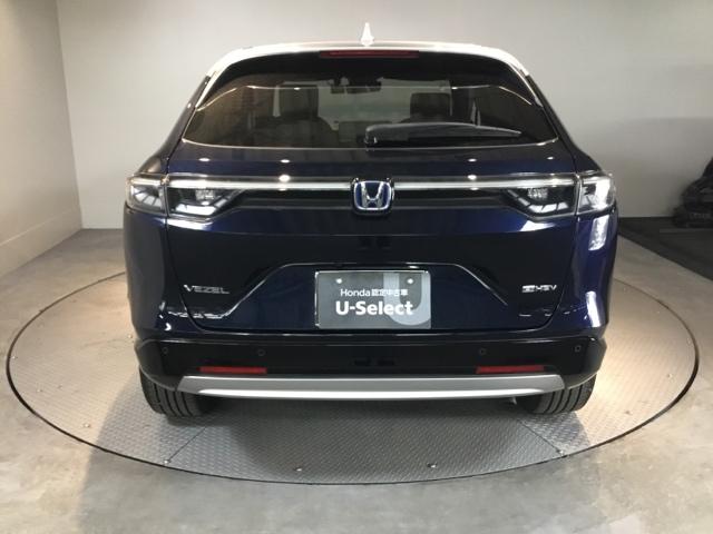 ヴェゼル ｅ：ＨＥＶＰＬａＹ　メモリーナビ　リアカメラ　ＥＴＣ　衝突被害軽減ブレーキ　カーテンエアバッグ　盗難防止装置　アイドルストップ　Ｐセンサー　ＡＢＳ　ＥＳＣ　フルオートエアコン　エアバッグ　ＬＥＤヘッドライト　スマキー（9枚目）