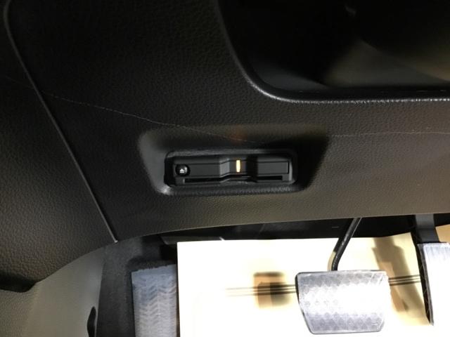 ビルトインタイプの【ＥＴＣ】で見た目もスッキリ。高速道路の利用にとても便利です。