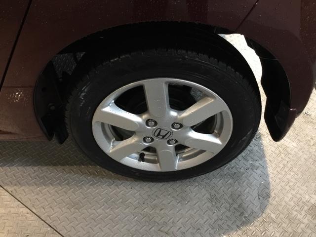 かっこいい【アルミホイール】を履いていますので、足元を引きしまっていますね。