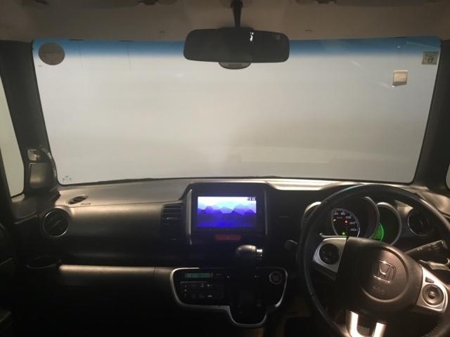 Ｎ－ＢＯＸ ＧターボＳＳパッケージ　メモリーナビ　フルセグ　リアカメラ　ＥＴＣ　Ａストップ　フルオートエアコン　両側自動ドア　地デジＴＶ　ナビテレビ　前席シートヒーター　イモビライザー　キーフリーシステム　スマ－トキ－　パワーウインドウ（2枚目）