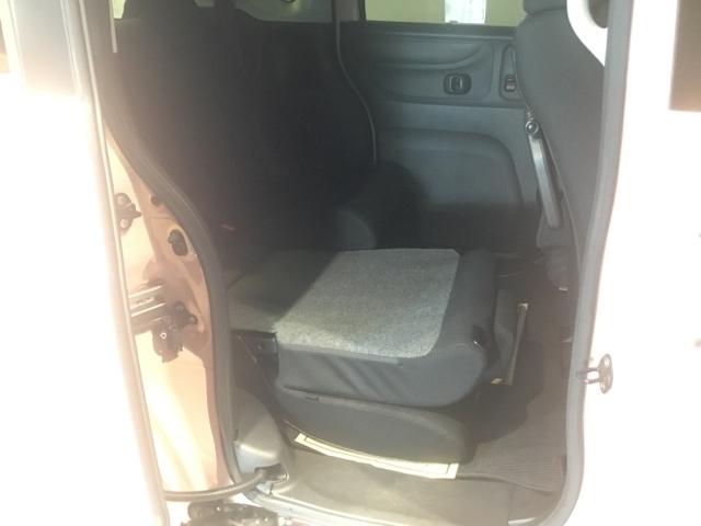 Ｎ－ＢＯＸ ＧターボＳＳパッケージ　メモリーナビ　フルセグ　リアカメラ　ＥＴＣ　Ａストップ　フルオートエアコン　両側自動ドア　地デジＴＶ　ナビテレビ　前席シートヒーター　イモビライザー　キーフリーシステム　スマ－トキ－　パワーウインドウ（13枚目）