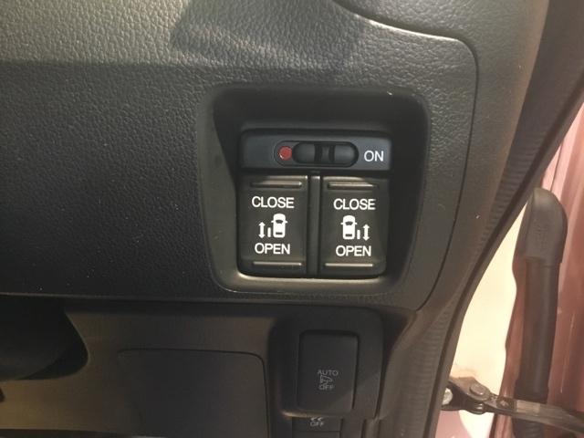 Ｎ－ＢＯＸ ＧターボＳＳパッケージ　メモリーナビ　フルセグ　リアカメラ　ＥＴＣ　Ａストップ　フルオートエアコン　両側自動ドア　地デジＴＶ　ナビテレビ　前席シートヒーター　イモビライザー　キーフリーシステム　スマ－トキ－　パワーウインドウ（29枚目）