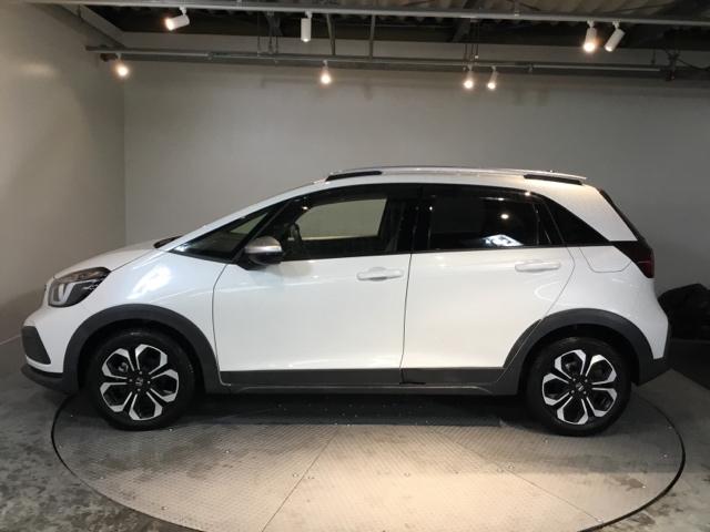 フィット e:HEVクロスター メモリーナビ ドラレコ ETC リアカメラ 衝突回避システム フルオートエアコン 前後センサー LEDランプ エアバッグ サイドエアバック 地デジ オートクルーズコントロール VSA バックカメラ(7枚目)