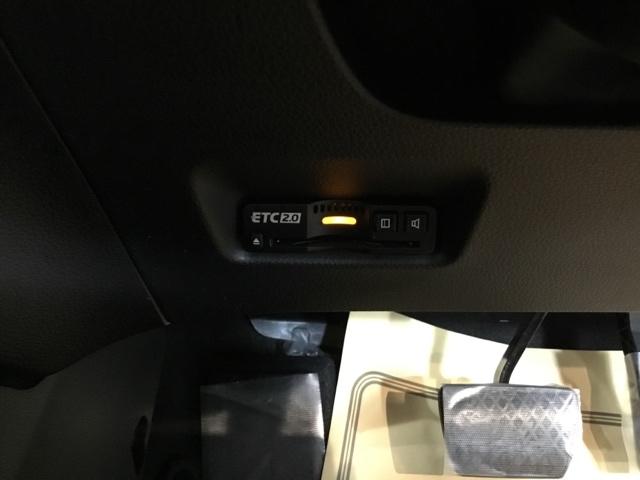 フィット e:HEVクロスター メモリーナビ ドラレコ ETC リアカメラ 衝突回避システム フルオートエアコン 前後センサー LEDランプ エアバッグ サイドエアバック 地デジ オートクルーズコントロール VSA バックカメラ(28枚目)