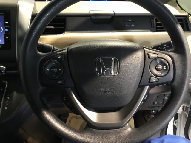 フリード G・ホンダセンシング メモリーナビ ドラレコ ETC リアカメラ Fセグ 追突被害軽減ブレーキ iストップ Wエアバッグ パワーウィンドウ アクティブクルーズコントロール スマートキ カラーバックモニター VSA エアコン(3枚目)