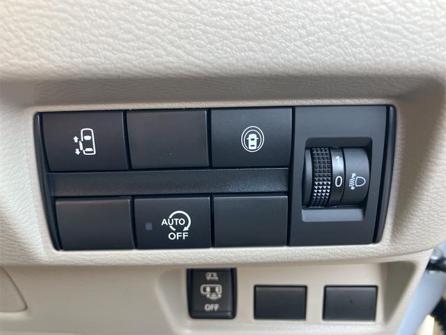 開け閉めラクラク電動スライドドア♪荷物が多いときなど大変助かりますね！