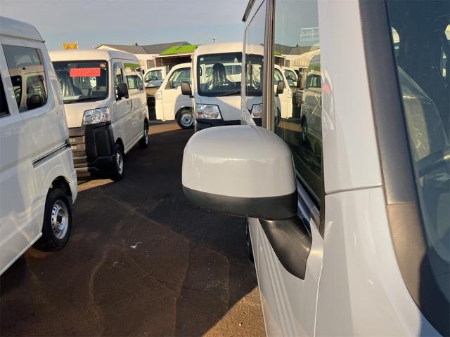 すぐにご来店頂けない場合や遠方にお住まいの方、車両状態の詳細が知りたい方はお気軽にご連絡下さい♪