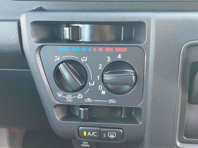 ハイゼットカーゴ スペシャル　軽バン　ＣＶＴ　衝突被害軽減システム　クリアランスソナー　両側スライドドア　アイドリングストップ　オートライト　ＥＳＣ　エアコン　パワーステアリング　パワーウィンドウ　運転席エアバッグ（6枚目）