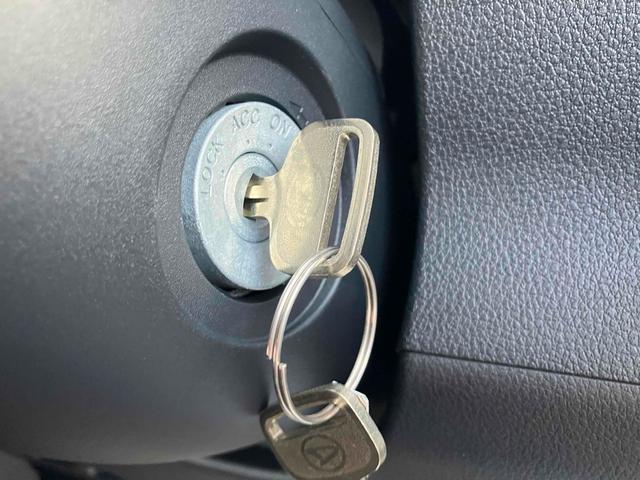 ハイゼットカーゴ スペシャル　軽バン　ＣＶＴ　衝突被害軽減システム　クリアランスソナー　両側スライドドア　アイドリングストップ　オートライト　ＥＳＣ　エアコン　パワーステアリング　パワーウィンドウ　運転席エアバッグ（10枚目）