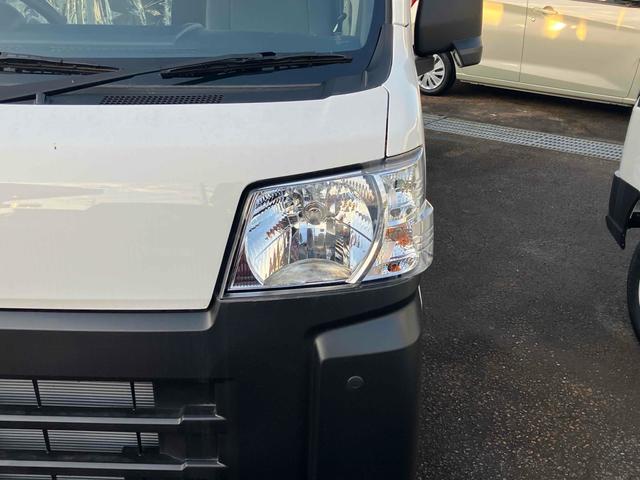 ハイゼットカーゴ スペシャル　軽バン　ＣＶＴ　衝突被害軽減システム　クリアランスソナー　両側スライドドア　アイドリングストップ　オートライト　ＥＳＣ　エアコン　パワーステアリング　パワーウィンドウ　運転席エアバッグ（15枚目）