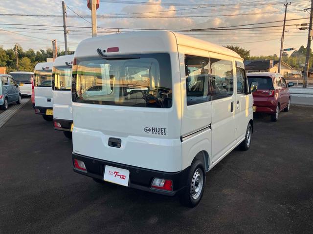 ハイゼットカーゴ スペシャル　軽バン　ＣＶＴ　衝突被害軽減システム　クリアランスソナー　両側スライドドア　アイドリングストップ　オートライト　ＥＳＣ　エアコン　パワーステアリング　パワーウィンドウ　運転席エアバッグ（27枚目）