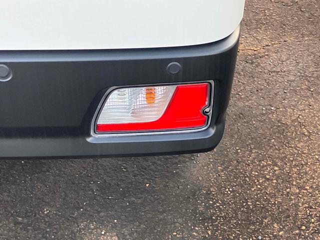 ハイゼットカーゴ スペシャル　軽バン　ＣＶＴ　衝突被害軽減システム　クリアランスソナー　両側スライドドア　アイドリングストップ　オートライト　ＥＳＣ　エアコン　パワーステアリング　パワーウィンドウ　運転席エアバッグ（31枚目）