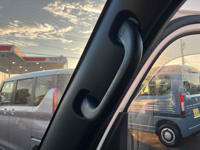 ハイゼットカーゴ スペシャル　軽バン　ＣＶＴ　衝突被害軽減システム　クリアランスソナー　両側スライドドア　アイドリングストップ　オートライト　ＥＳＣ　エアコン　パワーステアリング　パワーウィンドウ　運転席エアバッグ（46枚目）