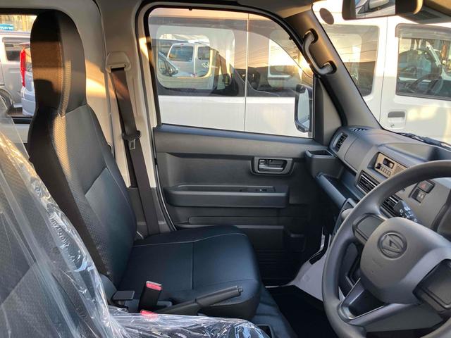 ハイゼットカーゴ スペシャル　軽バン　ＣＶＴ　衝突被害軽減システム　クリアランスソナー　両側スライドドア　アイドリングストップ　オートライト　ＥＳＣ　エアコン　パワーステアリング　パワーウィンドウ　運転席エアバッグ（52枚目）