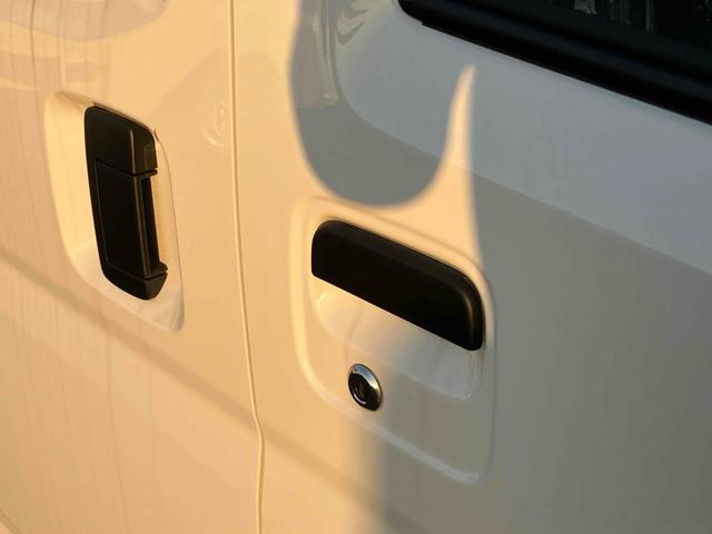 ハイゼットカーゴ スペシャル　４ＷＤ　軽バン　ＣＶＴ　衝突被害軽減システム　クリアランスソナー　両側スライドドア　アイドリングストップ　オートライト　ＥＳＣ　エアコン　パワーステアリング　パワーウィンドウ　運転席エアバッグ（10枚目）