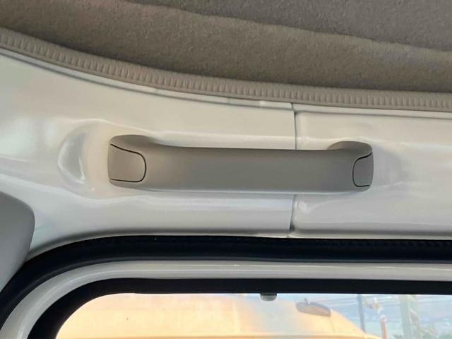 ハイゼットカーゴ スペシャル　４ＷＤ　軽バン　ＣＶＴ　衝突被害軽減システム　クリアランスソナー　両側スライドドア　アイドリングストップ　オートライト　ＥＳＣ　エアコン　パワーステアリング　パワーウィンドウ　運転席エアバッグ（42枚目）