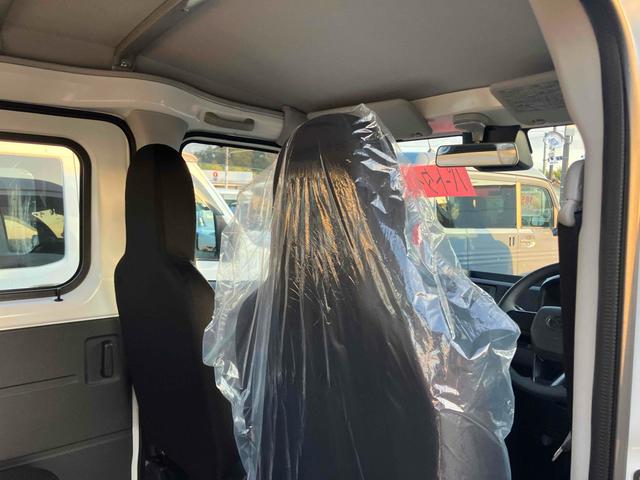 ハイゼットカーゴ スペシャル　４ＷＤ　軽バン　ＣＶＴ　衝突被害軽減システム　クリアランスソナー　両側スライドドア　アイドリングストップ　オートライト　ＥＳＣ　エアコン　パワーステアリング　パワーウィンドウ　運転席エアバッグ（56枚目）