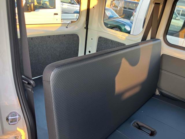 ハイゼットカーゴ スペシャル　４ＷＤ　軽バン　ＣＶＴ　衝突被害軽減システム　クリアランスソナー　両側スライドドア　アイドリングストップ　オートライト　ＥＳＣ　エアコン　パワーステアリング　パワーウィンドウ　運転席エアバッグ（57枚目）