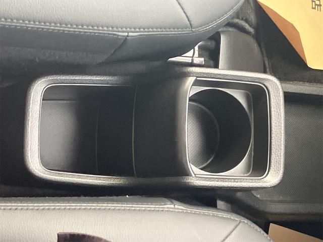 この度は当店のお車をご覧になっていただき、誠にありがとうございます。じっくり現車確認して頂けるよう、ご準備を致します！