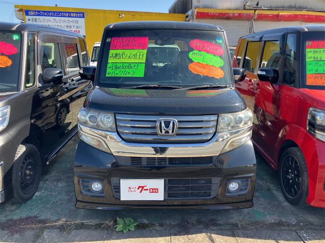 Ｎ－ＢＯＸカスタム Ｇ　ＳＳパッケージ　ＥＴＣ　バックカメラ　両側電動スライドドア　ナビ　ＴＶ　衝突被害軽減システム　オートライト　ＨＩＤ　スマートキー　アイドリングストップ　電動格納ミラー　ベンチシート　ＣＶＴ　盗難防止システム　ＡＢＳ（12枚目）