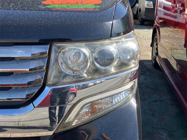 Ｎ－ＢＯＸカスタム Ｇ　ＳＳパッケージ　ＥＴＣ　バックカメラ　両側電動スライドドア　ナビ　ＴＶ　衝突被害軽減システム　オートライト　ＨＩＤ　スマートキー　アイドリングストップ　電動格納ミラー　ベンチシート　ＣＶＴ　盗難防止システム　ＡＢＳ（15枚目）