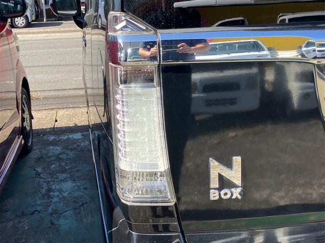 Ｎ－ＢＯＸカスタム Ｇ　ＳＳパッケージ　ＥＴＣ　バックカメラ　両側電動スライドドア　ナビ　ＴＶ　衝突被害軽減システム　オートライト　ＨＩＤ　スマートキー　アイドリングストップ　電動格納ミラー　ベンチシート　ＣＶＴ　盗難防止システム　ＡＢＳ（31枚目）