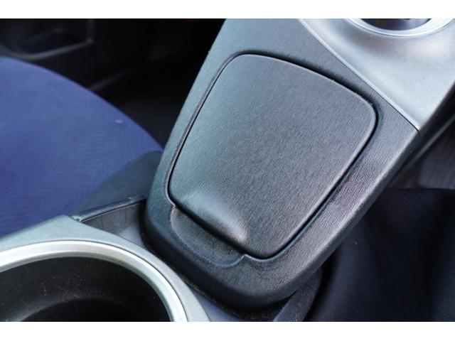 プリウス S ドライブレコーダー ETC バックカメラ ナビ TV アルミホイール オートライト HID CVT スマートキー 電動格納ミラー 盗難防止システム CD Bluetooth 衝突安全ボディ ABS(20枚目)