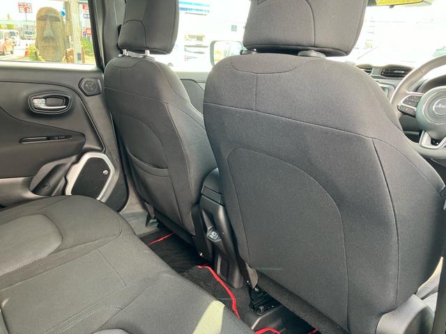 ジープ・レネゲード ロンジチュード ディーラー車 右ハンドル ディスプレイオーディオ バックカメラ USB クルーズコントロール ETC レーンアシスト スマートキー プッシュスタート 16inアルミホイール ルーフレール(50枚目)