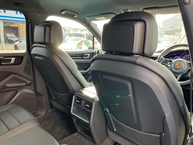 カイエン ベースグレード ディーラー車 右ハンドル パドルシフト 21inアルミホイール レザーパワーシート シートヒーター クルーズコントロール ナビ アラウンドビューモニター 前後ドラレコ ETC2.0 パワーバックドア(55枚目)